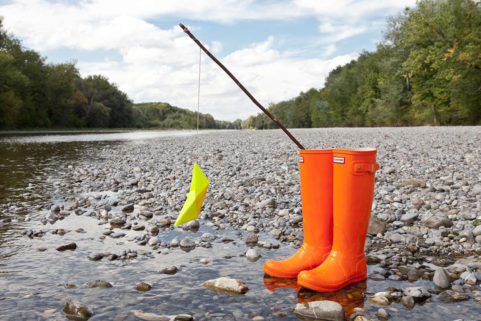 Hunter Gummistiefel am Fluss | NIKKY MAIER photo - 09