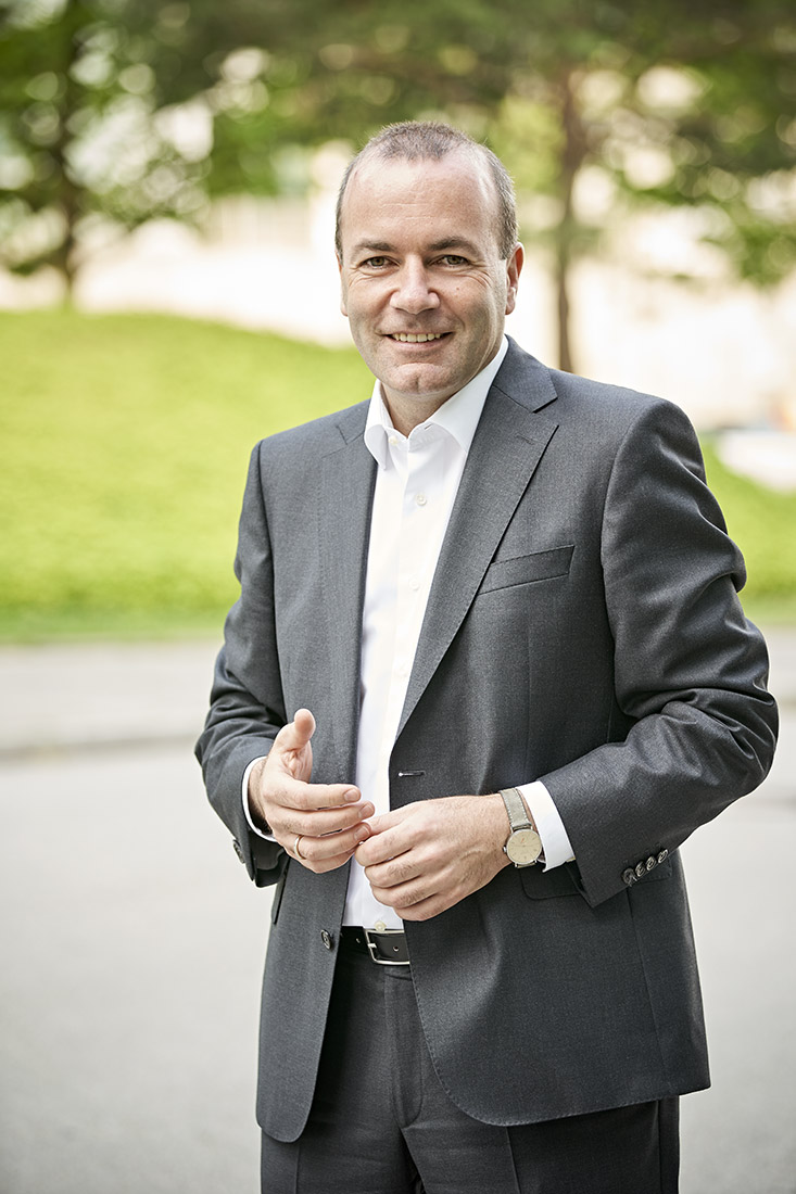 CSU Politiker Manfred Weber | NIKKYMAIER Portraitfotografin - 03