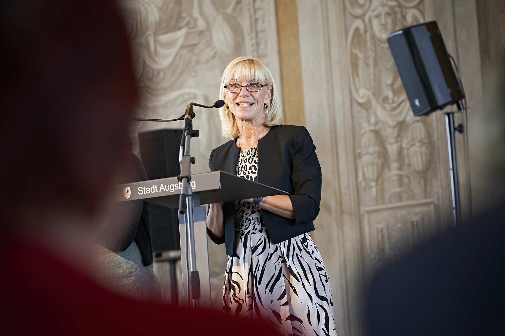 Grußwort Staatssekretärin Carolina Trautner, Bayerisches Staatministerium für Familie, Arbeit und Soziales | Nikky Maier photo - 06